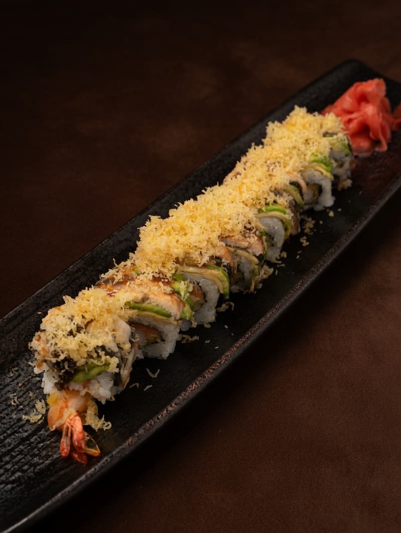 Pergola Dragon Roll