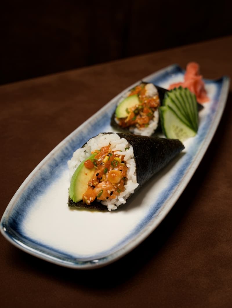 Spicy Salmon Temaki